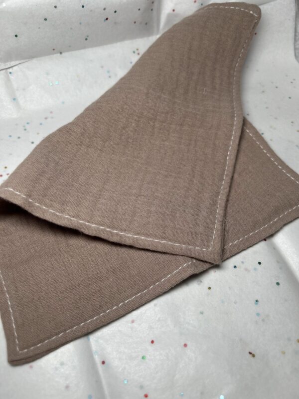 Muslino merliukas  "Tamsiai rudas"