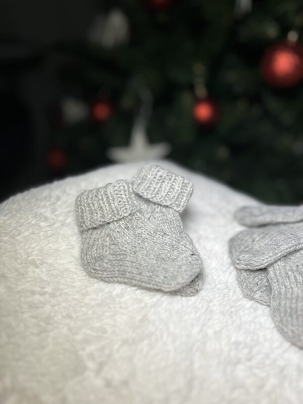 Vilnonės kojinytės “Pilkos”